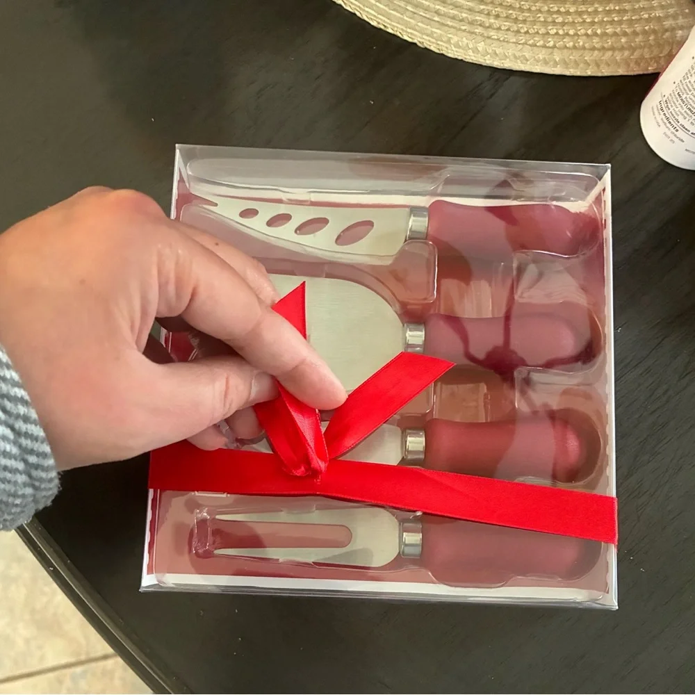 Holiday Time Red 4-Piece Cheese Knife Set